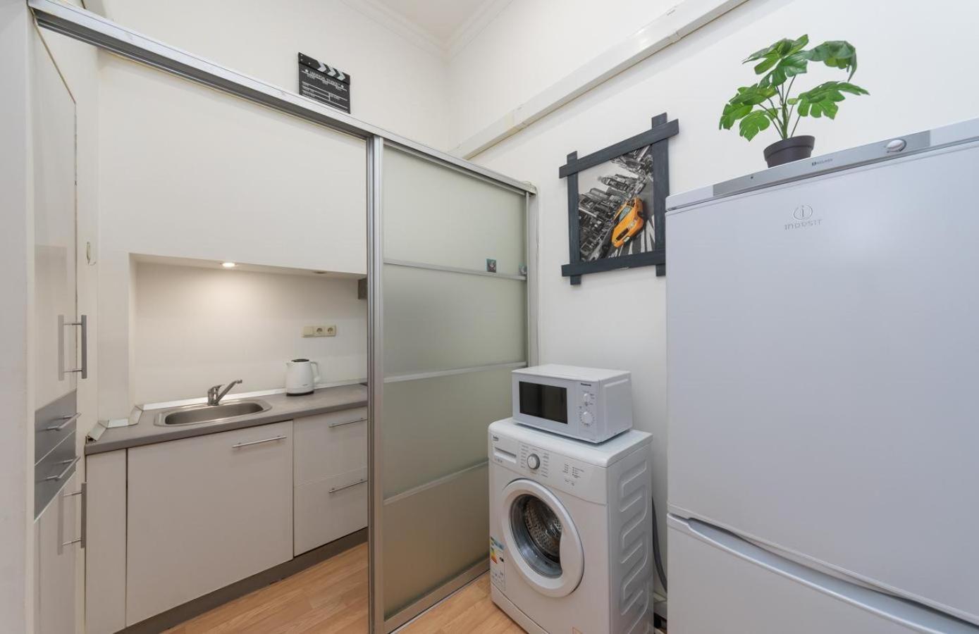 Kievaccommodation In The Center 24H Self Check-In Екстер'єр фото